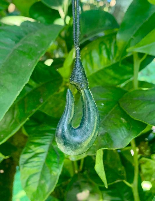 Pounamu Hei Matau